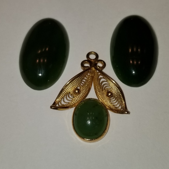 ✅#1128 Rare 3 pcs Oval Cabochon Green Jade Pendant - Picture 3 of 8